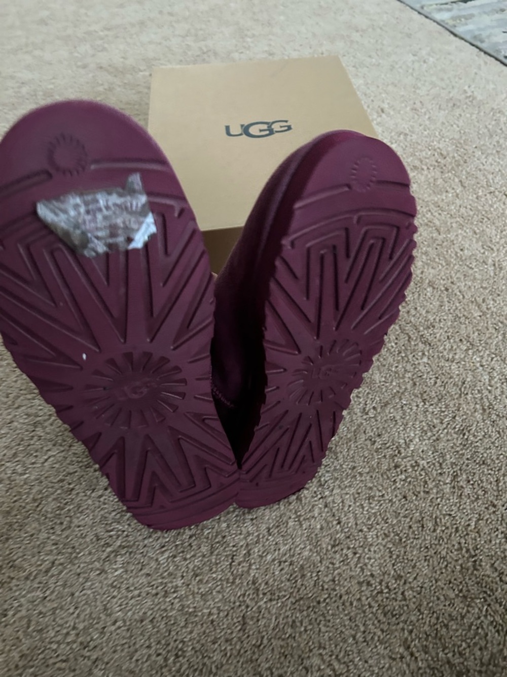 UGG ultra classic mini boots. - Picture 9 of 16